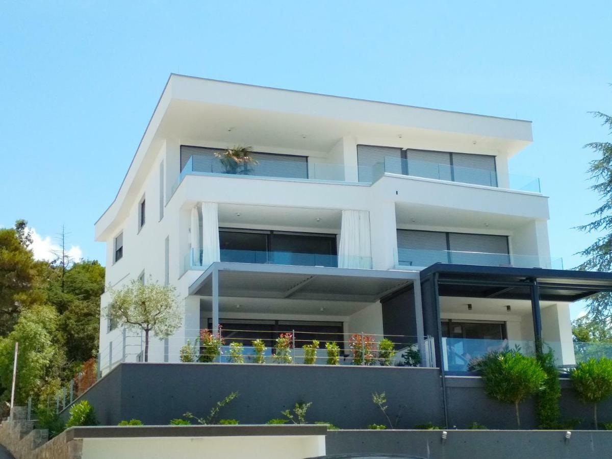 Apartment Pipe Malinska Exterior photo