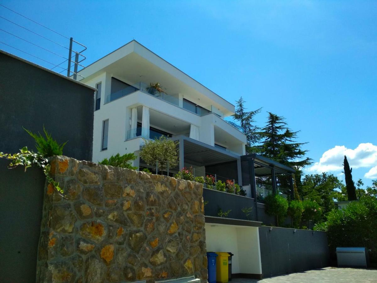 Apartment Pipe Malinska Exterior photo